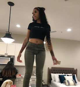 Meet your Posher, Alonna